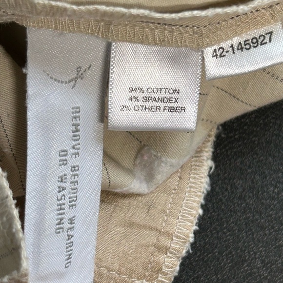 Ann Taylor Women's 4‎ Pinstripe Khaki Cropped Pants Lightweight Preppy FLAW - Picture 10 of 12